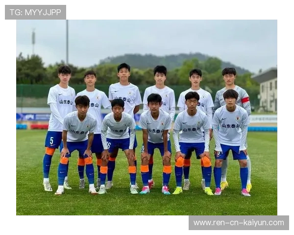 足球联赛在青训扶持中鼓励俱乐部建立校企合作为球员提供教育与实习机会