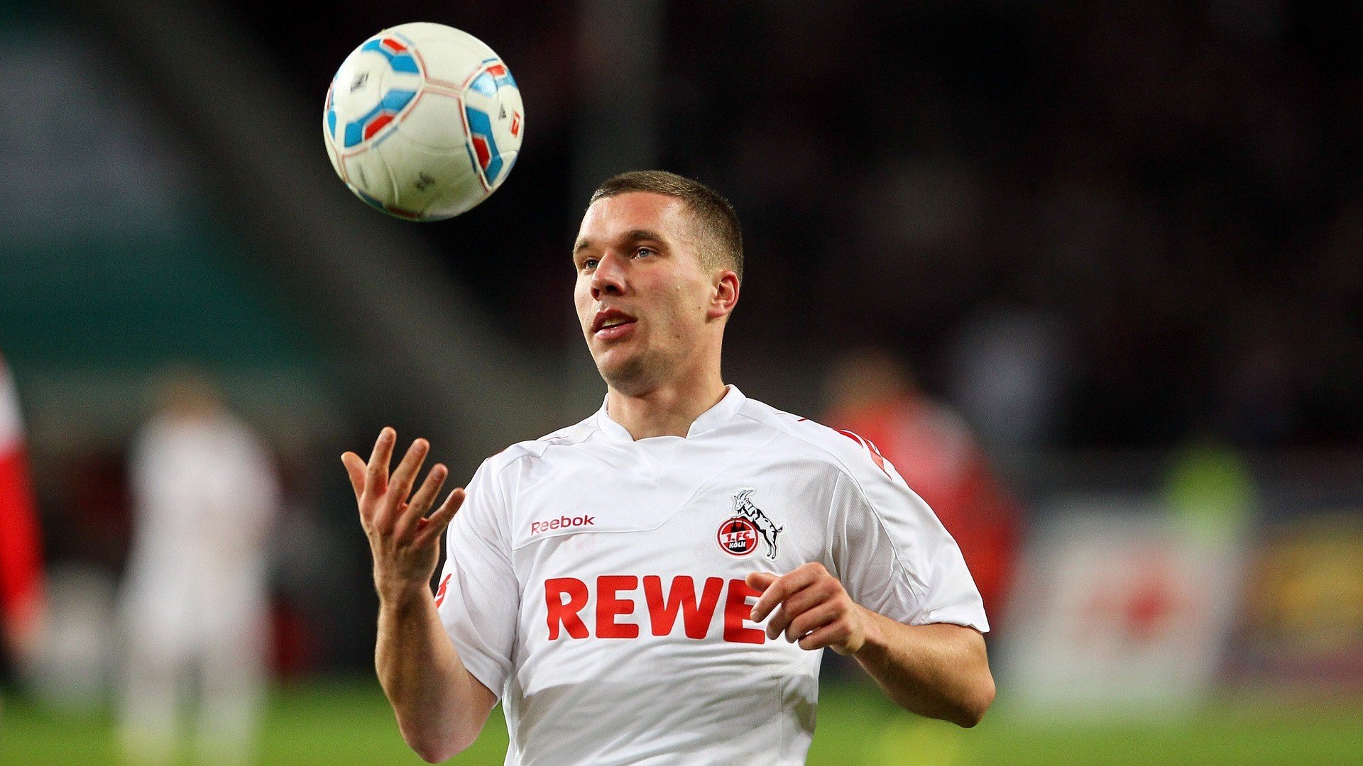 开云体育app-南特保持边中连线打出有效配合