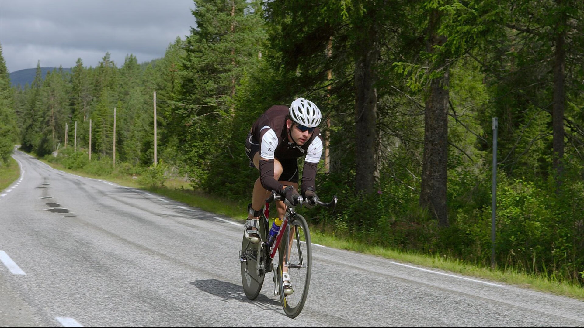开云体育官网在线-自由泳划频-配速分布图亮相，自由泳配速一般都是多少